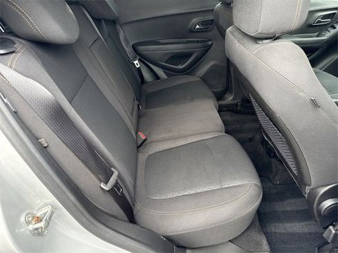 Used 2019 Chevrolet Trax LS w/ Tint and Cruise Package image 31