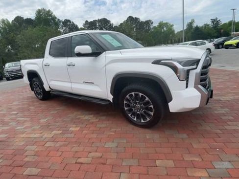 Used 2024 Toyota Tundra Limited w/ Power Package AWD/4WD image 3