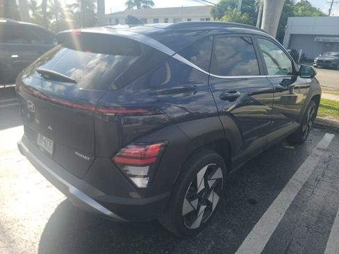 Used 2024 Hyundai Kona Limited image 3