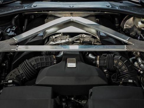 Used 2020 Aston Martin V8 Vantage Coupe image 56