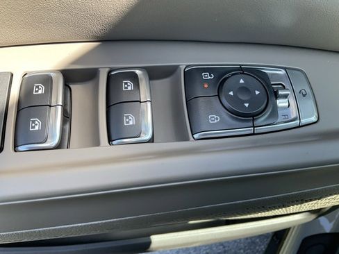 New 2026 Kia Carnival SX image 20