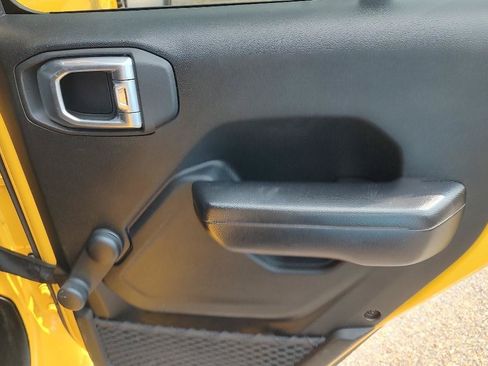 Used 2021 Jeep Wrangler Unlimited Sport AWD/4WD image 23
