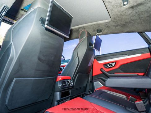 Used 2019 Lamborghini Urus image 66