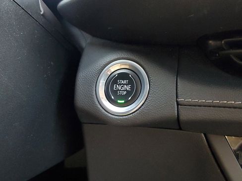 Used 2023 Buick Envision Essence w/ Sport Touring Package image 34