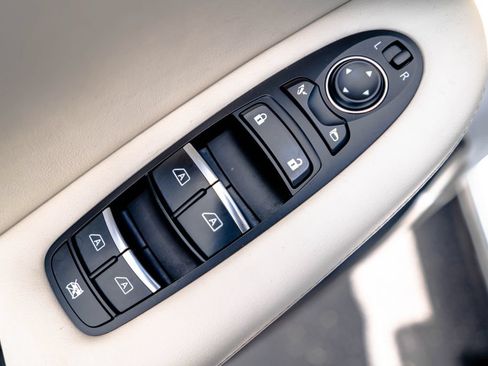 Used 2022 INFINITI QX50 Luxe AWD/4WD image 20