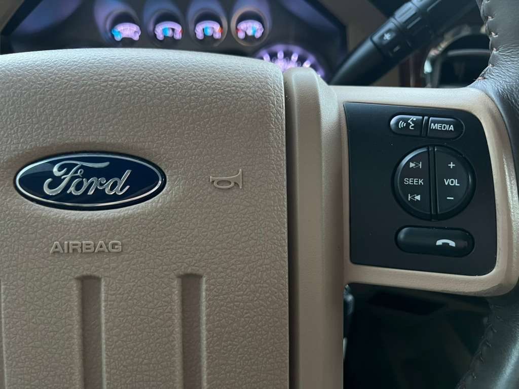 Used 2016 Ford F250 King Ranch w/ FX4 Off-Road Package AWD/4WD image 21