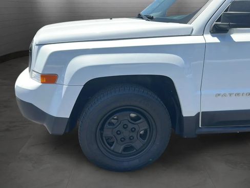 Used 2015 Jeep Patriot Sport FWD image 50