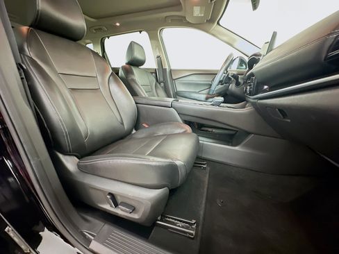 Used 2023 Nissan Rogue SL w/ SL Premium Package FWD image 32