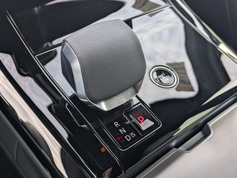 New 2026 Land Rover Range Rover Sport SE image 15