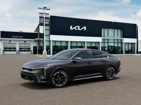 New 2026 Kia K4 GT-Line image 3