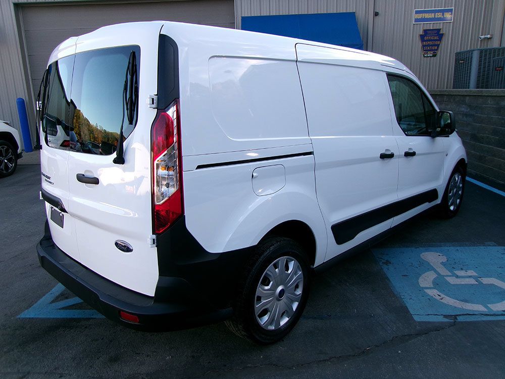 Used 2023 Ford Transit Connect XL FWD image 6