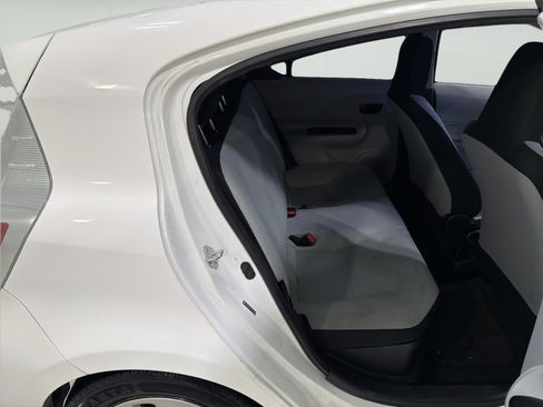 Used 2013 Toyota Prius C One FWD image 11