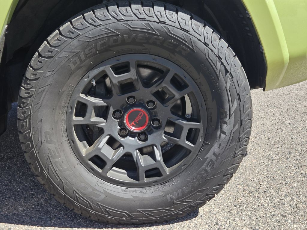 Used 2022 Toyota 4Runner TRD Pro AWD/4WD image 9