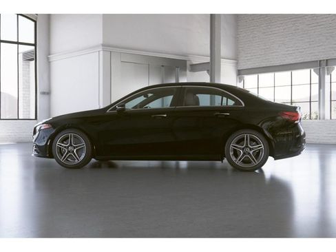 Used 2020 Mercedes-Benz A 220 4MATIC image 34