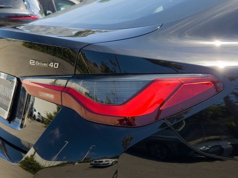 New 2026 BMW i4 eDrive40 w/ Parking Assistance Package RWD image 5