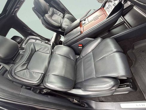 Used 2023 Lincoln Navigator Reserve image 27