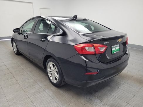 Used 2018 Chevrolet Cruze LT w/ Sun And Sound Package image 5