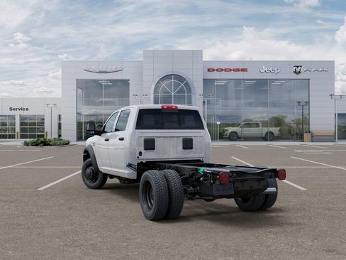 New 2026 RAM 5500 Tradesman AWD/4WD image 3