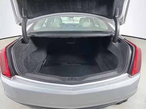 Used 2017 Cadillac CT6 Luxury RWD image 33