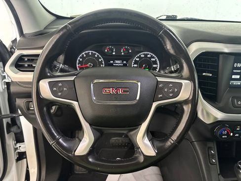 Used 2019 GMC Acadia SLE w/ Driver Alert Package I FWD image 4