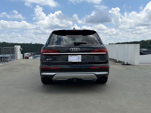 Used 2023 Audi SQ7 Premium Plus w/ Executive Package AWD/4WD image 10