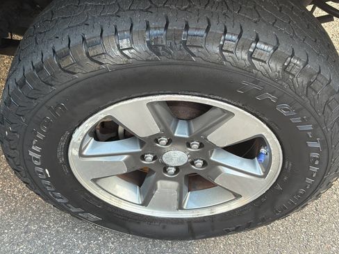 Used 2008 Jeep Liberty Sport image 16