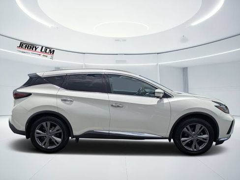 Used 2019 Nissan Murano Platinum w/ Cargo Package AWD/4WD image 2