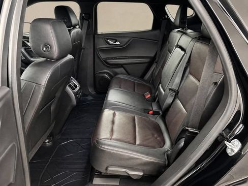 Used 2021 Chevrolet Blazer RS w/ Enhanced Convenience Package FWD image 11