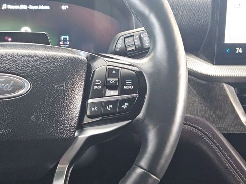 Used 2025 Ford Explorer Platinum w/ LUX Leather Package image 24