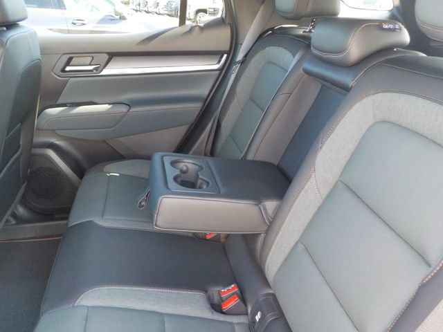 New 2026 GMC Terrain AT4 w/ Technology Package II AWD/4WD image 18