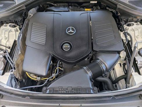 Used 2026 Mercedes-Benz GLC 300 4MATIC image 23