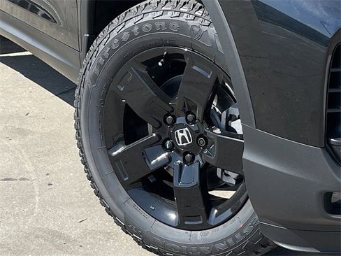 New 2026 Honda Ridgeline Black Edition image 8