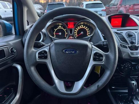 Used 2012 Ford Fiesta SE image 19