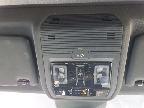 Used 2023 Volkswagen ID.4 Pro S AWD/4WD image 19