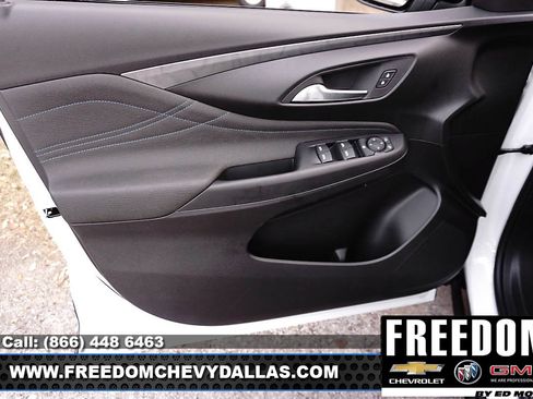 New 2026 Buick Envista Sport Touring image 35