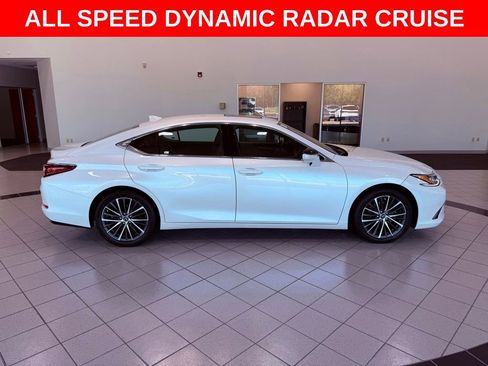 Certified 2022 Lexus ES 350 w/ Premium Package FWD image 8