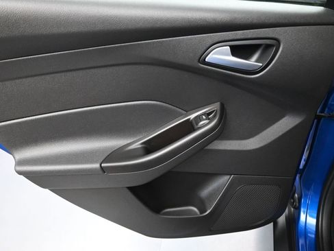 Used 2018 Ford Focus SE image 21