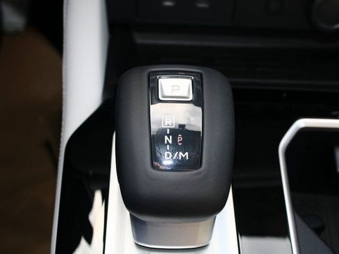 New 2026 Mitsubishi Outlander SEL image 38