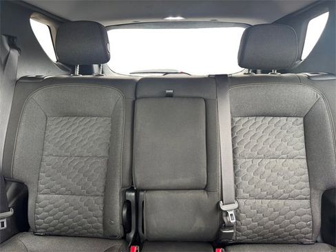 Used 2019 Chevrolet Equinox LT image 18