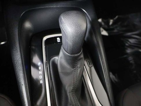 Used 2023 Toyota Corolla LE image 38