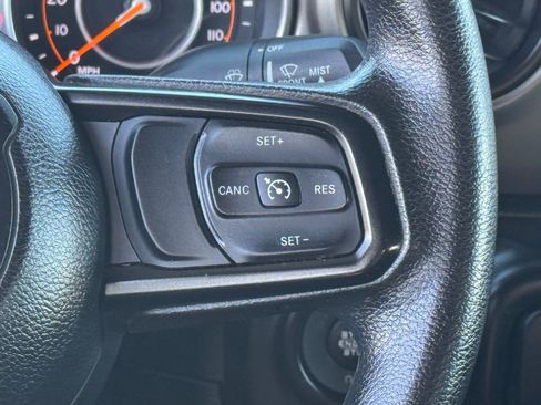 Used 2018 Jeep Wrangler Unlimited Sport image 23