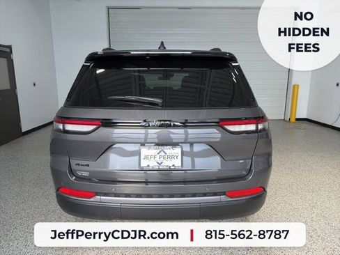 New 2026 Jeep Grand Cherokee Altitude AWD/4WD image 4