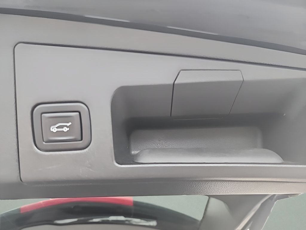 Used 2022 Cadillac XT5 Premium Luxury AWD/4WD image 19