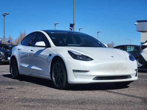 Used 2022 Tesla Model 3 Long Range image 3