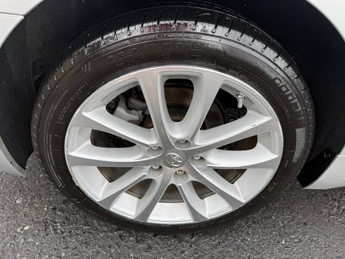Used 2013 Toyota Avalon XLE Touring FWD image 11