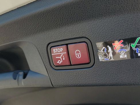 New 2026 Mercedes-Benz GLE 450 4MATIC Coupe image 6