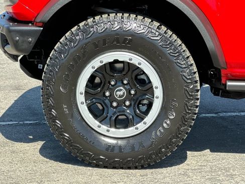 Certified 2023 Ford Bronco Badlands AWD/4WD image 25