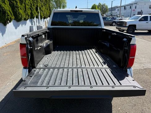 Used 2024 Toyota Tacoma TRD Off-Road AWD/4WD image 8