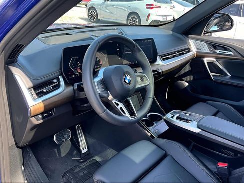 Used 2025 BMW X1 xDrive28i w/ Premium Package image 16