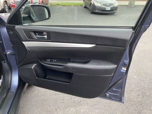 Used 2014 Subaru Outback 2.5i Premium image 22